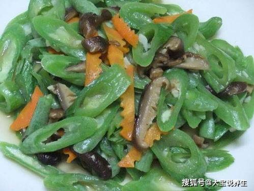 印度女人吃蛇瓜,探寻蛇瓜的独特魅力