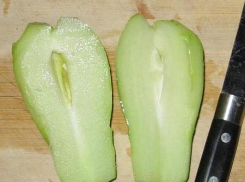 铁雕吃瓜,一场别开生面的艺术与生活碰撞