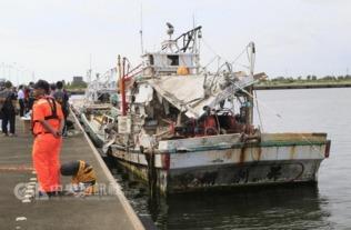 台湾吃瓜渔船直播,揭秘海上“吃瓜”生活