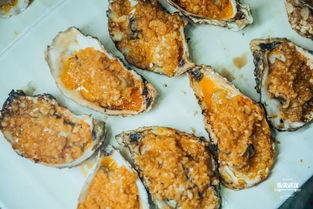 武汉宵夜吃瓜,吃瓜听曲，尽享武汉夜生活